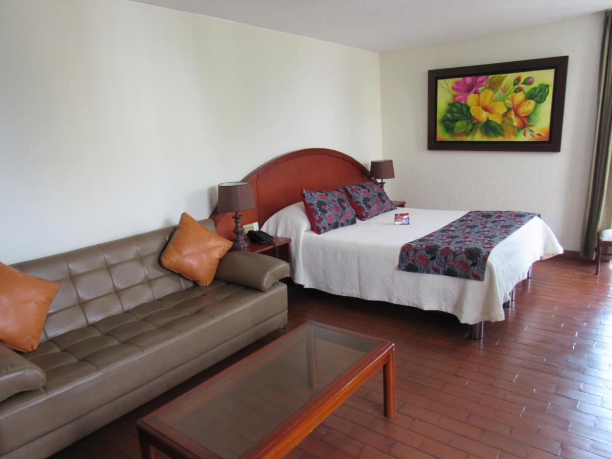 Hotel Don Lolo Villavicencio Esterno foto