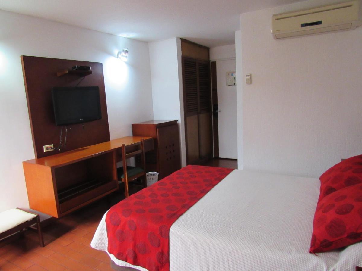 Hotel Don Lolo Villavicencio Esterno foto