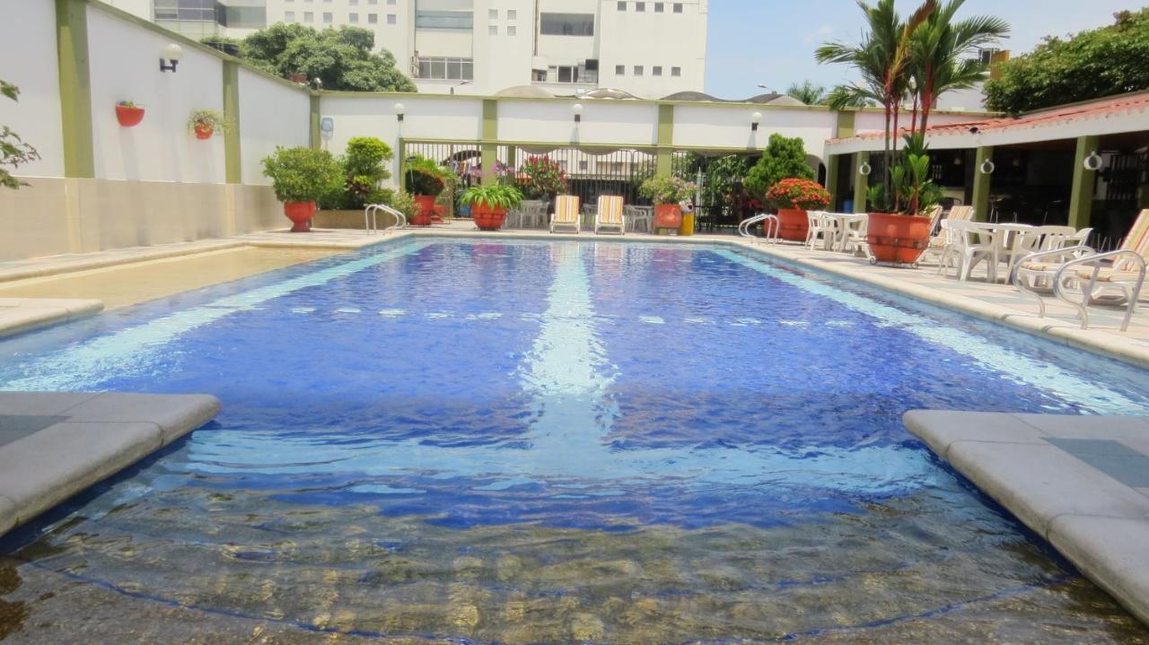 Hotel Don Lolo Villavicencio Esterno foto