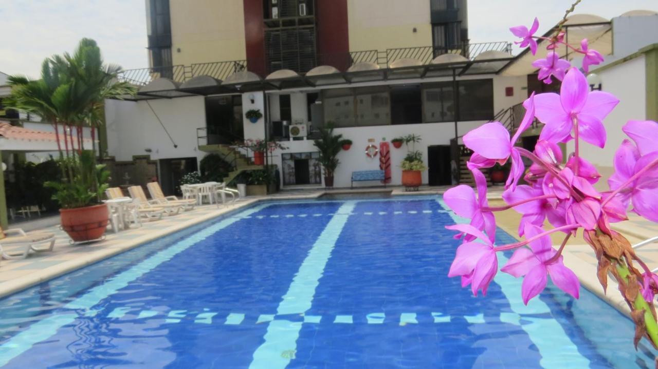 Hotel Don Lolo Villavicencio Esterno foto